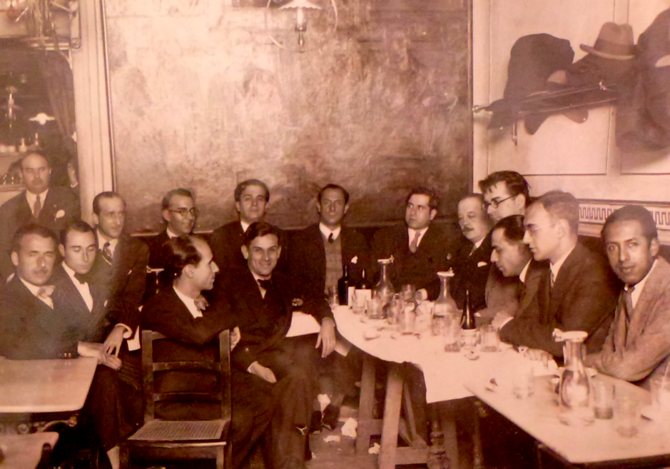 Café Pombo Madrid 1929 Julio Aquiles Munguía-1o derecha-Gomes de la Serna-6o derecha